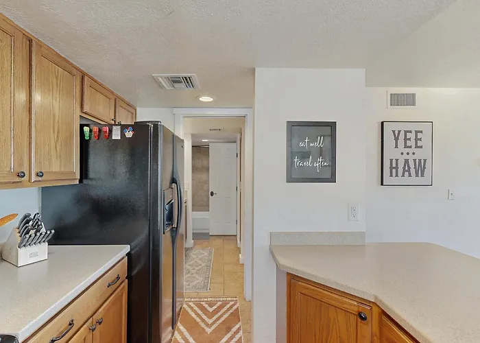 Mtn-view W/ Amenities In Tucson! *
