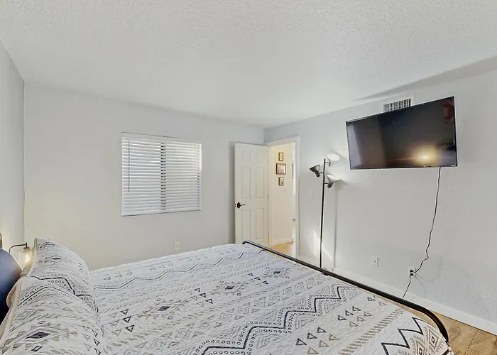 Mtn-view W/ Amenities In Tucson! *