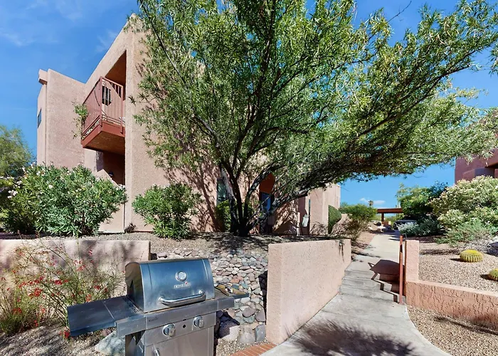 Mtn-view W/ Amenities In Tucson! Holiday home